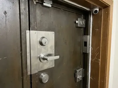 Sikret dør